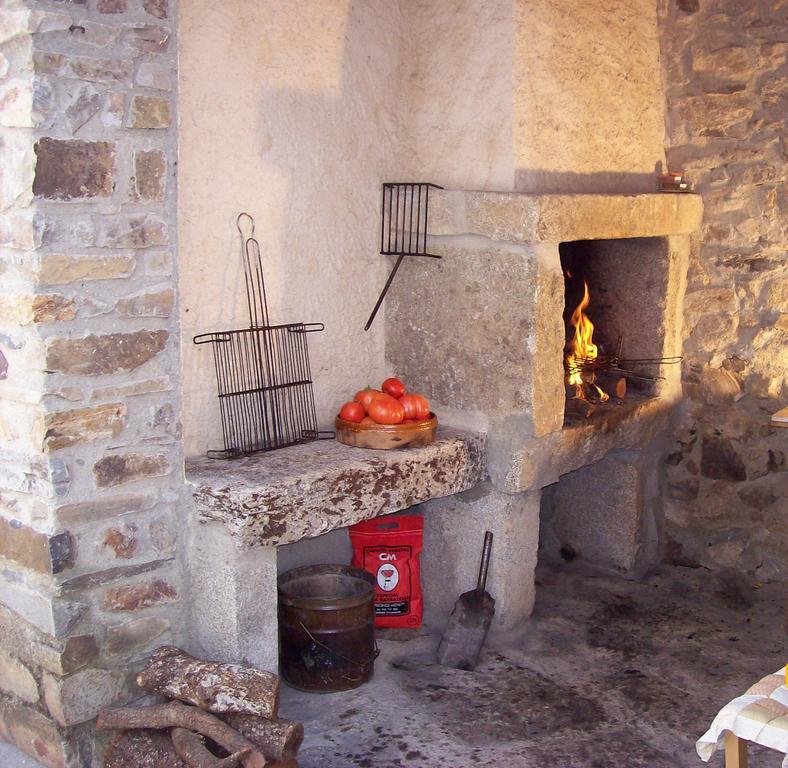 Casa Rural La Cuadraa Linares de Riofrío Cameră foto
