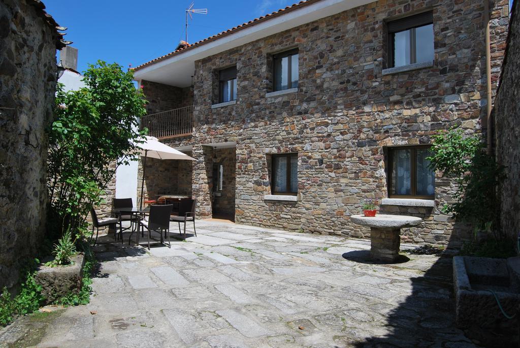 Casa Rural La Cuadraa Linares de Riofrío Exterior foto